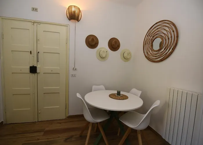 5 Mins To The Beach, Cozy Рапалло