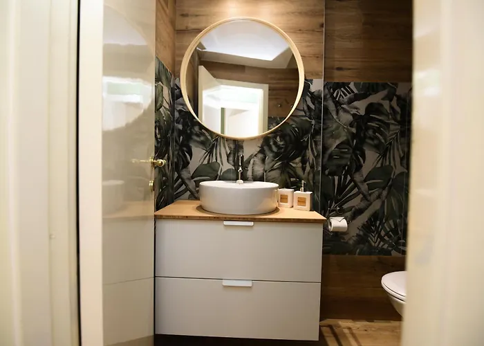 5 Mins To The Beach, Cozy Апартаменты *