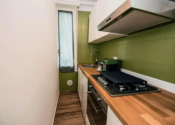 Apartment 5 Mins To The Beach, Cozy *